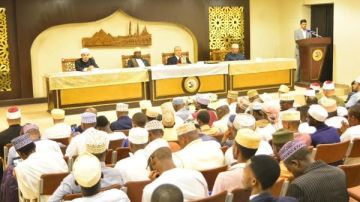 موفدو الأوقاف يشاركون في احتفال المركز الإسلامي المصري بدار السلام تنزانيا بالطلاب المتفوقين