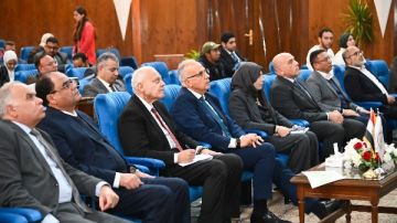 وزير الري: أعمال التطوير الشامل للمنظومة المائية من أهم أهداف المرحلة الحالية وزير الري: أعمال التطوير الشامل للمنظومة المائية من أهم أهداف المرحلة الحالية