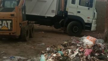 وزيرة التنمية المحلية تتابع جهود رفع تراكمات القمامة والاشغالات بالجيزة والسويس والمنيا والدقهلية