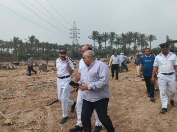 الزراعة تزيل 384 حالة تعد على الأراضي الزراعية خلال إجازة عيد الفطر الزراعة تزيل 384 حالة تعد على الأراضي الزراعية خلال إجازة عيد الفطر