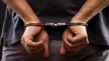 القبض على شخص اعتدى على طليقته بسلاح أبيض في القاهرة