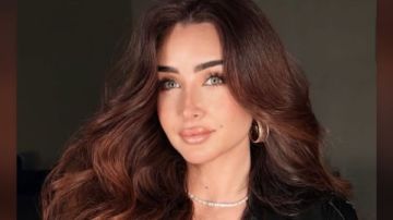 إطلالة رمضانية.. هنا الزاهد تخطف الأنظار بجمالها إطلالة رمضانية.. هنا الزاهد تخطف الأنظار بجمالها