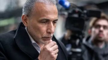 بتهمة الاغتصاب.. محكمة فرنسية تقضي بحبس حفيد حسن البنا 18 عاما بتهمة الاغتصاب.. محكمة فرنسية تقضي بحبس حفيد حسن البنا 18 عاما