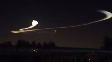 حالة من الجدل.. ما حقيقة صور الأجسام المضيئة في سماء مصر؟