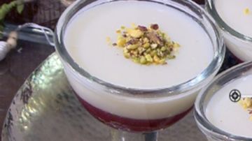 حلويات رمضان.. طريقة عمل مهلبية كركديه طبقات