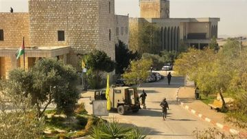 غارات عسكرية تستهدف قطاع التعليم في الضفة الغربية