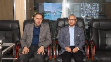 من مركز السيطرة.. محافظ بني سويف يتابع إجراءات تفعيل قرار الحكومة بغلق المحال العامة والمنشآت التجارية في المواعيد المقررة