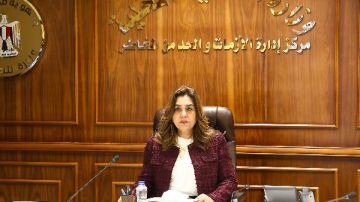 وزيرة التنمية تتابع جهود المحافظات فى التعامل مع حالة الطقس من الشبكة الوطنية للطوارئ وزيرة التنمية تتابع جهود المحافظات فى التعامل مع حالة الطقس من الشبكة الوطنية للطوارئ