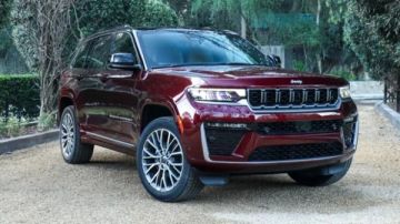 أسعار جيب جراند شيروكي 2026 في السعودية