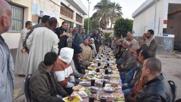 إفطار جماعي لشركة مياة الشرب بالأقصر إفطار جماعي لشركة مياة الشرب بالأقصر