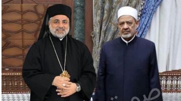 الأنبا عمانوئيل في زيارة ودية لشيخ الأزهر الدكتور أحمد الطيب الأنبا عمانوئيل في زيارة ودية لشيخ الأزهر الدكتور أحمد الطيب