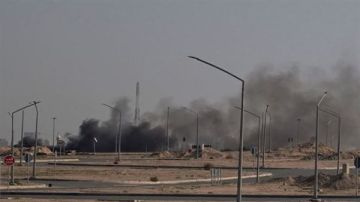 جيش الاحتلال يعلن بدء موجة أخرى من الهجمات في جميع أنحاء إيران جيش الاحتلال يعلن بدء موجة أخرى من الهجمات في جميع أنحاء إيران