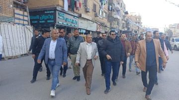 حملة مكبرة لرفع وإزالة الإشغالات والتعديات والباعة الجائلين بالزقازيق