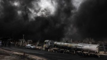  مطر أسود فوق طهران بعد ضربات إسرائيلية على مواقع نفطية