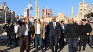 المرحلة الثانية.. محافظ كفر الشيخ يتفقد تطوير الميدان الإبراهيمي بدسوق صور المرحلة الثانية.. محافظ كفر الشيخ يتفقد تطوير الميدان الإبراهيمي بدسوق صور