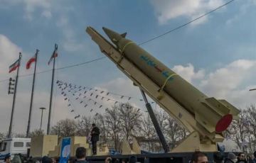 انهيار مبنى في مفاعل ديمونة الإسرائيلي بعد إصابته بصاروخ إيراني انهيار مبنى في مفاعل ديمونة الإسرائيلي بعد إصابته بصاروخ إيراني