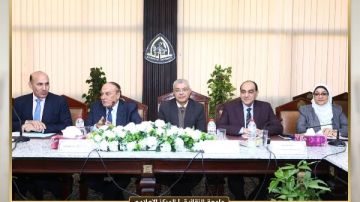 تعليق الدراسة بجامعة الزقازيق حضوريا واستمرارها أونلاين غدا وبعد غد