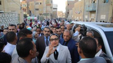 محافظ الوادي الجديد تؤدي صلاة عيد الفطر المبارك بالمجمع الإسلامي في الخارجة محافظ الوادي الجديد تؤدي صلاة عيد الفطر المبارك بالمجمع الإسلامي في الخارجة