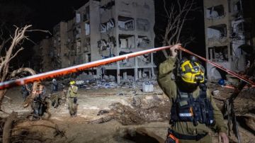 اشتعال النيران في مصفاة حيفا بعد قصفها برشقة صاروخية