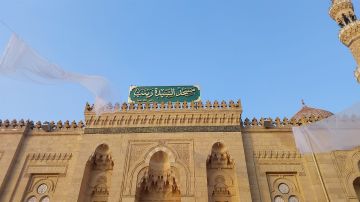 باب رزق .. السيدة نفيسة حفيدة النبي التي اختارت مصر مثوى لها باب رزق .. السيدة نفيسة حفيدة النبي التي اختارت مصر مثوى لها