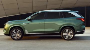 سعر ومواصفات ام جي RX9 موديل 2026 في السعودية