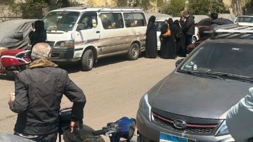 غياب النجوم فى جنازة فاطمة كشري أشهر كومبارس فى السينما غياب النجوم فى جنازة فاطمة كشري أشهر كومبارس فى السينما