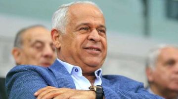 فرج عامر يفتح النار على لاعبي الأهلي بعد السقوط أمام الترجي فرج عامر يفتح النار على لاعبي الأهلي بعد السقوط أمام الترجي