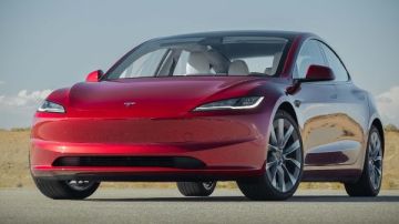 كل ما تريد معرفته عن تسلا 3 وسعرها عالميا