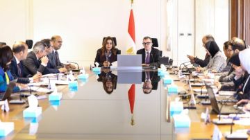 وزيرا التخطيط والتنمية المحلية يناقشان الموقف التنفيذي لخطة 2025 2026 ويستعرضان مقترحات 2026 2027