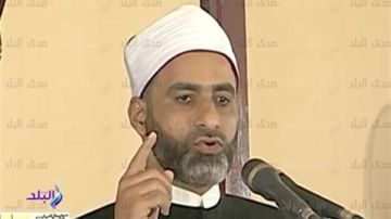 أستاذ أزهري يرد على جدل دعاء خطيب العيد: التوسل بأهل البيت ليس تشيعا أستاذ أزهري يرد على جدل دعاء خطيب العيد: التوسل بأهل البيت ليس تشيعا