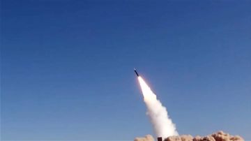 صاروخ لبناني يضرب مدينة صفد المحتلة ويتسبب بأضرار مادية