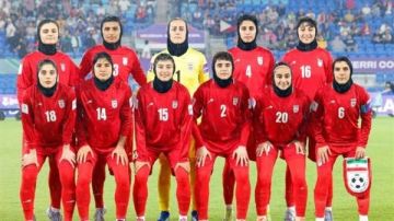 مدربة منتخب إيران للسيدات: كلمات مذيع تلفزيوني أثرت على اللاعبات ودفعتهن لطلب اللجوء في أستراليا مدربة منتخب إيران للسيدات: كلمات مذيع تلفزيوني أثرت على اللاعبات ودفعتهن لطلب اللجوء في أستراليا