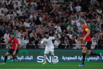 أمير سعودي يعلق على خسارة منتخب بلاده أمام مصر برباعية نظيفة أمير سعودي يعلق على خسارة منتخب بلاده أمام مصر برباعية نظيفة