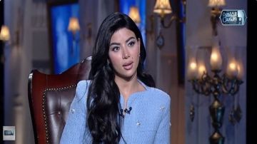 أول تعليق من كارولين عزمي على ارتباطها بـ العوضي فيديو