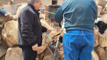 إصلاح أعطال الكابلات المتضررة نتيجة تساقط الأمطار بسانت كاترين