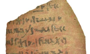 اكتشاف أكثر من 43 ألف قطعة فخارية تروي تفاصيل حياة المصريين قبل 2000 عام