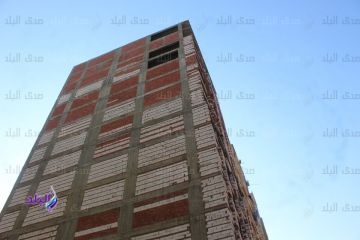 انهيار جزئي في برج سكني من 12 طابقا تحت الإنشاء بـ المحلة انهيار جزئي في برج سكني من 12 طابقا تحت الإنشاء بـ المحلة