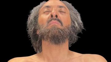 بـ لوك مختلف.. فتحي عبد الوهاب يروج لدور جديد قريبا