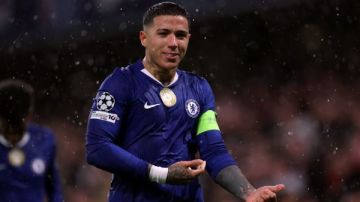 صراع القارات على إنزو فرنانديز.. ثروة سعودية تضغط وأوروبا تتمسك بجوهرة تشيلسي