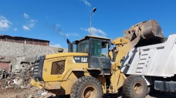 نائب محافظ بورسعيد يتابع أعمال إزالة الرتش من منطقة سور المطحن بحي الضواحي نائب محافظ بورسعيد يتابع أعمال إزالة الرتش من منطقة سور المطحن بحي الضواحي