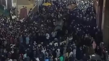 3 نعـ.وش ورا بعض.. أهالي المنوفية يودعون أب وأبناءه ضحايا تسريب الغاز