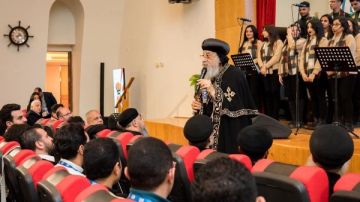 لقاء يجمع خدام لوجوس .. والبابا تواضروس يؤكد أهمية الهوية المصرية ودور الكنيسة لقاء يجمع خدام لوجوس .. والبابا تواضروس يؤكد أهمية الهوية المصرية ودور الكنيسة
