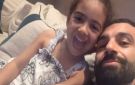 محمد صلاح يخطف الأضواء في فيديو مع ابنته
