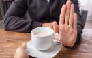 كيف تتوقف عن الكافيين بدون صداع؟.. أفضل الطرق لتقليل القهوة بأمان