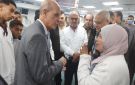 رئيس جامعة بني سويف يطمئن على العاملين والمرضى في المستشفيات الجامعية