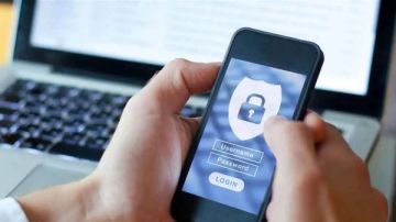 ثغرة أمنية خطيرة تهدد مستخدمي هواتف آيفون فما القصة؟ ثغرة أمنية خطيرة تهدد مستخدمي هواتف آيفون فما القصة؟