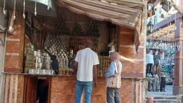 كلب البحر الأسواني يتصدر مائدة شم النسيم