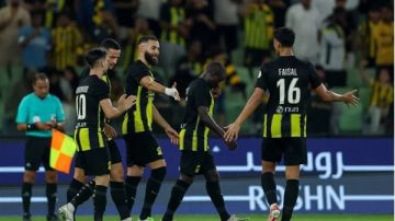 العبود يقود الاتحاد لفوز صعب على الحزم رغم الطرد العبود يقود الاتحاد لفوز صعب على الحزم رغم الطرد