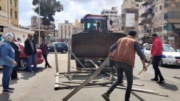 نائب محافظ بورسعيد يقود حملة لإعادة الانضباط ورفع الإشغالات بحي المناخ