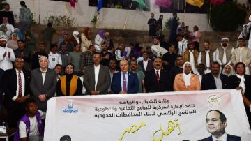 السكرتير العام بأسوان يشهد فعاليات اللقاء الحوارى مع شباب المحافظات الحدودية